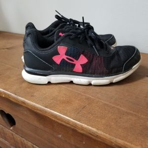 Girls under armour shoes